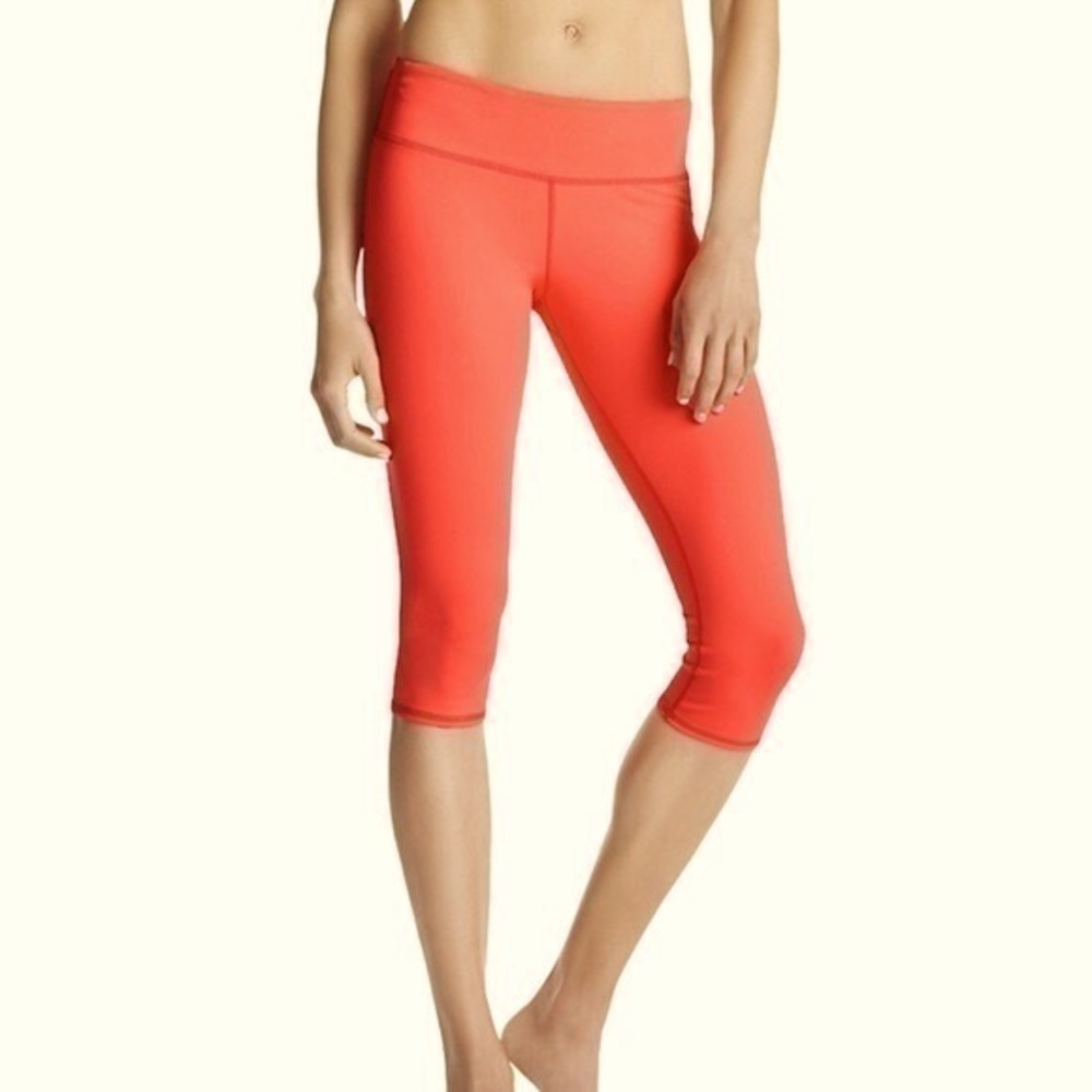 Fabletics orange coral cropped leggings large